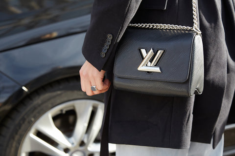 Les sacs Louis Vuitton de seconde main ont la côte!