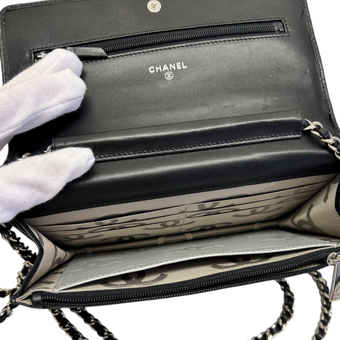 CHANEL Wallet On Chain Cambon