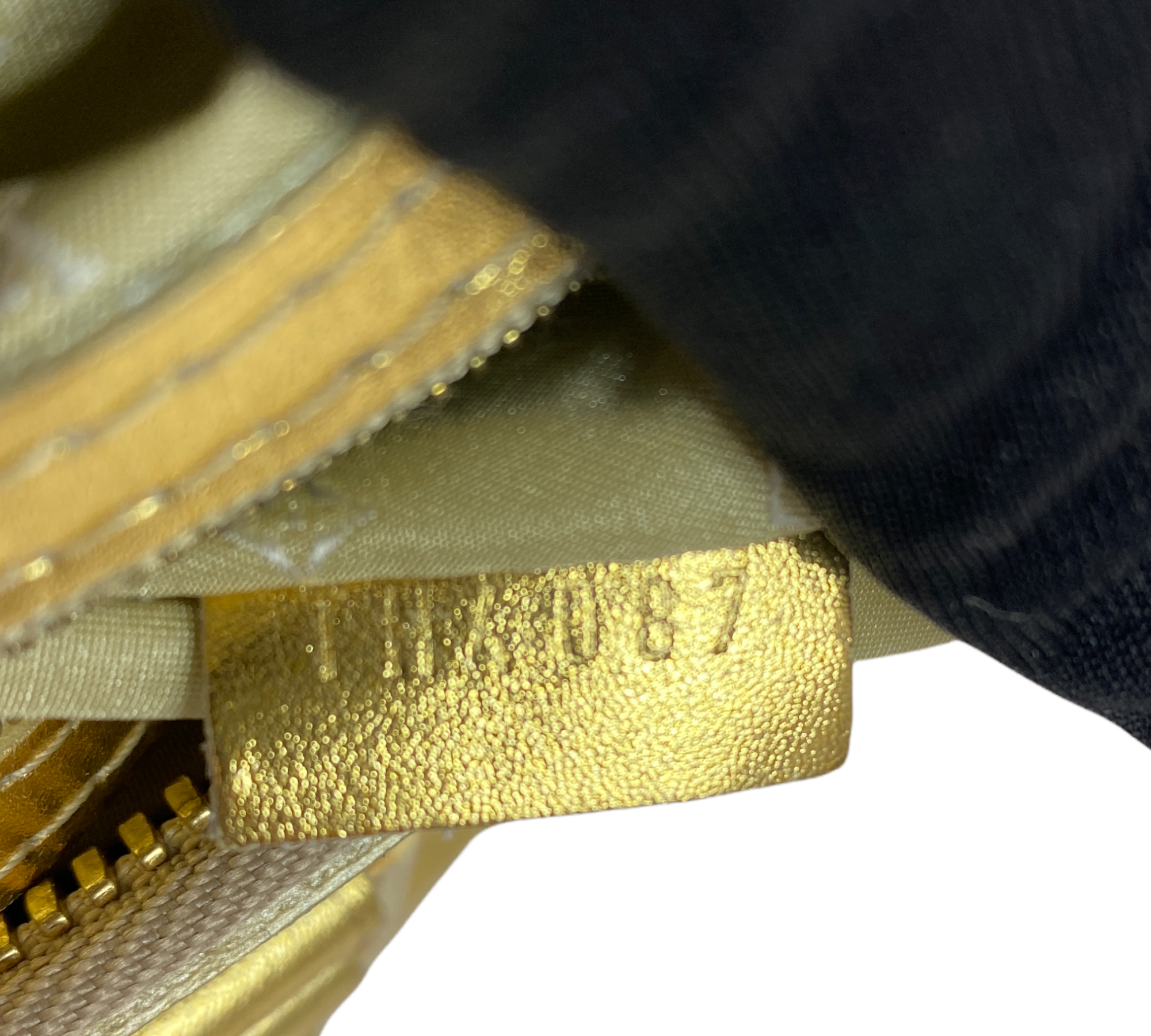 Louis Vuitton | Gold Suhali Lockit PM